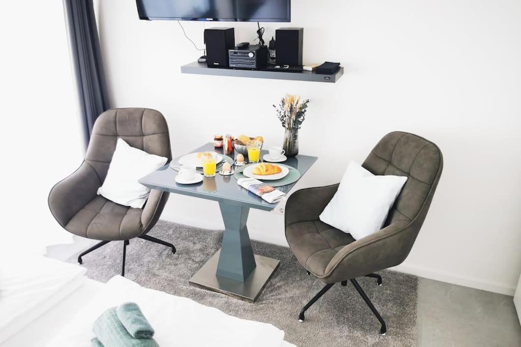 Hh 03 By Rockchair - Superhost Status - Modernes Mit Sonnigem Balkon & Premium Boxspringbetten In Winterhude - Geheimtipp Appartement *